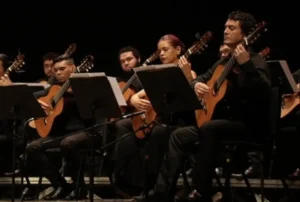 Teatro Amazonas recebe concerto “Brasilidades” com orquestras nesta terça-feira