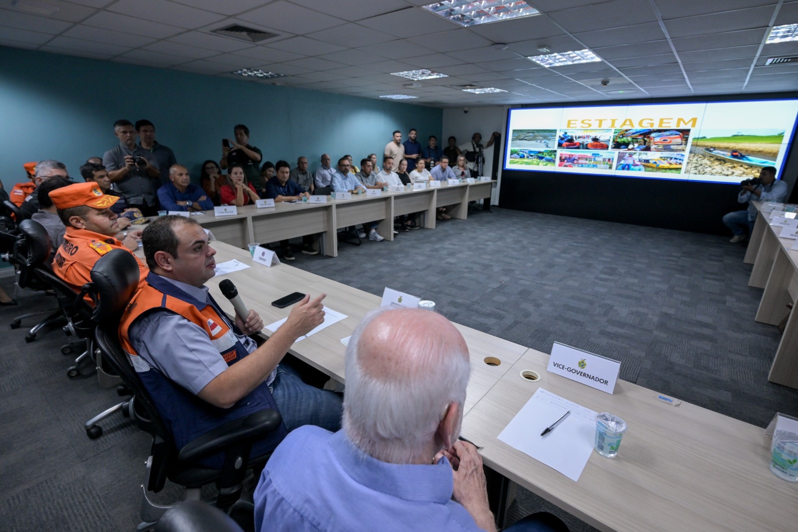 Amazonas reforça combate às queimadas