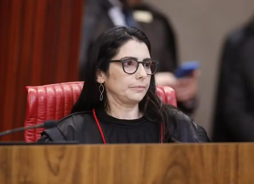 Estela Aranha, ministra do TSE.